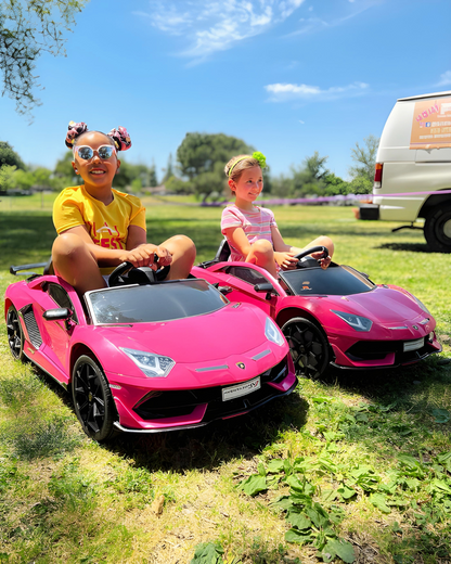 Duo le château & voiture téléguidé avec piste de course